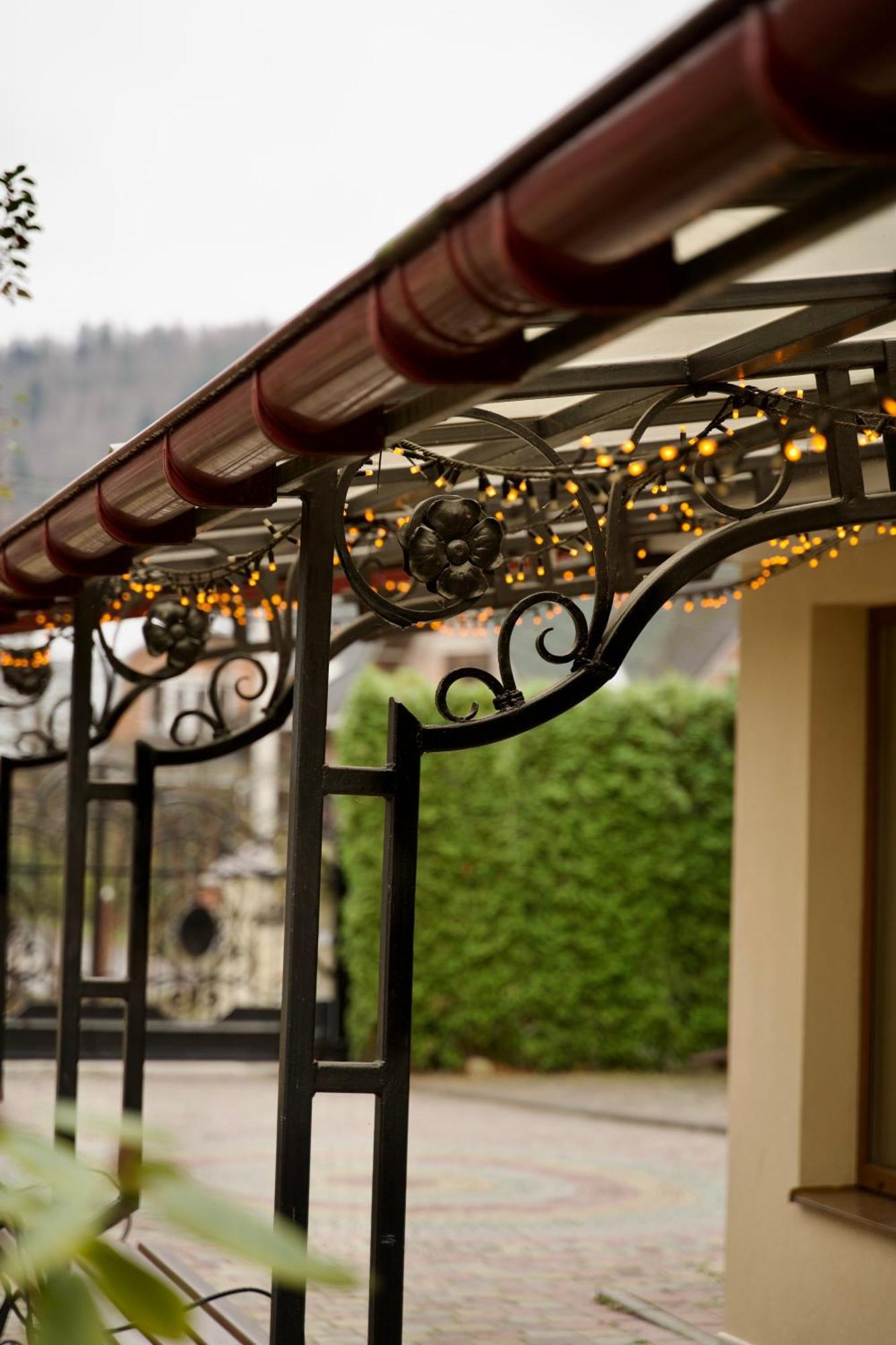 Петрос Family Hotel Jaremtsche Exterior foto